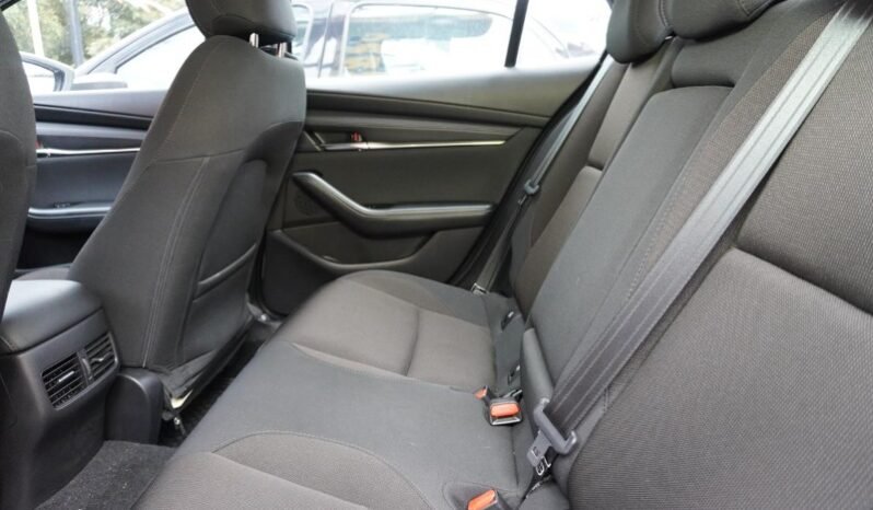 
								Mazda 3 full									