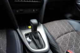 
										Toyota YARIS CROSS full									