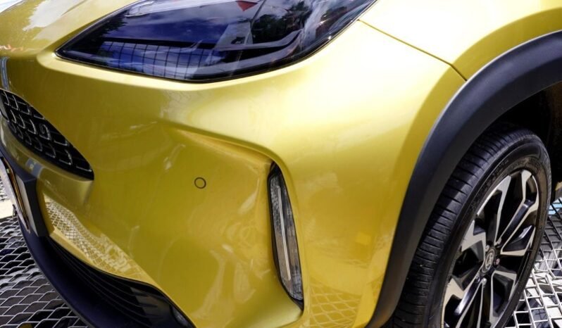 
								Toyota YARIS CROSS full									