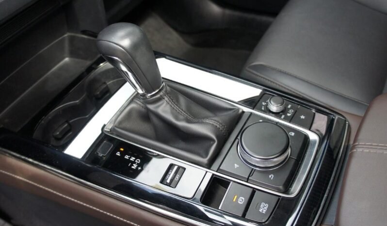 
								Mazda CX-30 full									