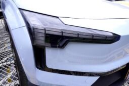 
										Volvo EX30 full									