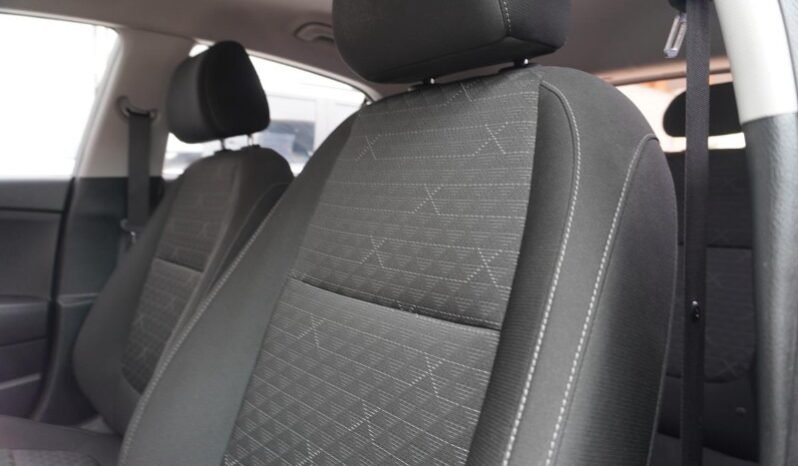 
								Kia Rio full									