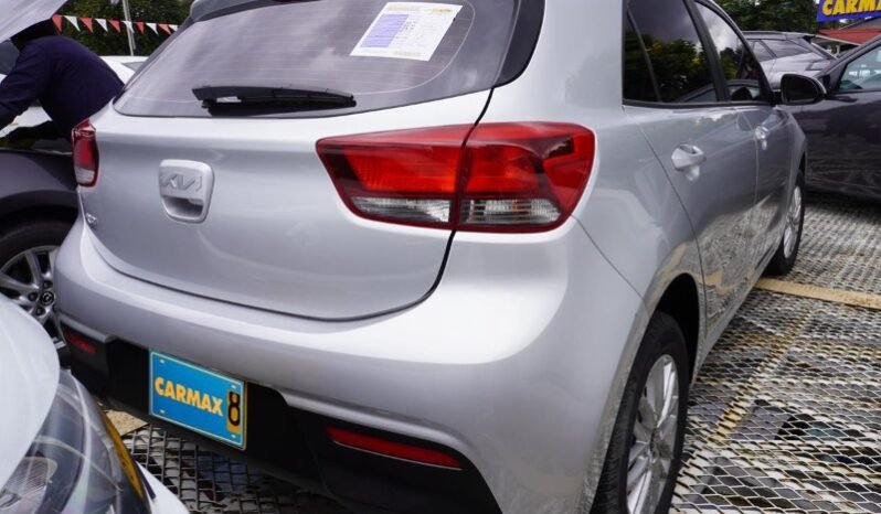 
								Kia Rio full									