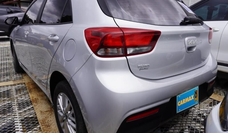 
								Kia Rio full									
