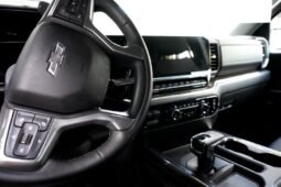 
										Chevrolet SILVERADO full									