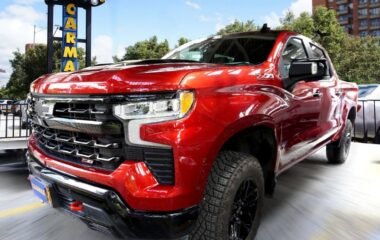 Chevrolet SILVERADO