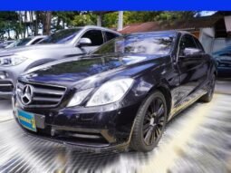 
										Mercedes-Benz E200 full									
