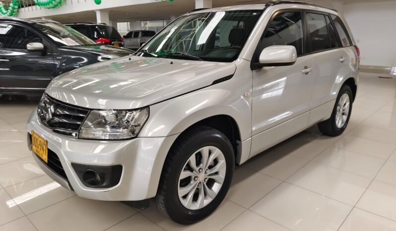 
								Suzuki Grand Vitara full									