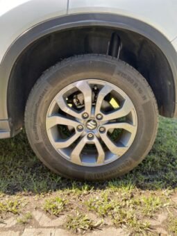 
										Suzuki Grand Vitara full									