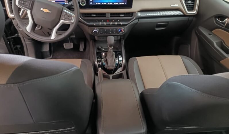 
								Chevrolet COLORADO full									