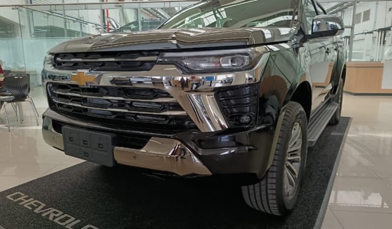 
								Chevrolet COLORADO full									