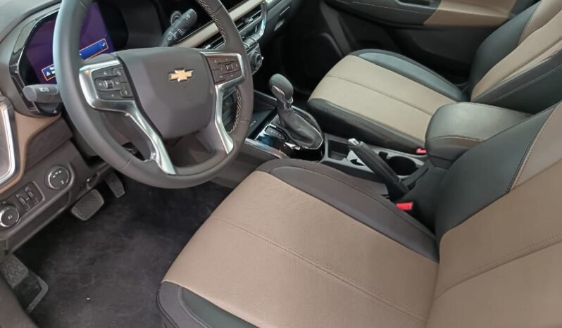 
								Chevrolet COLORADO full									