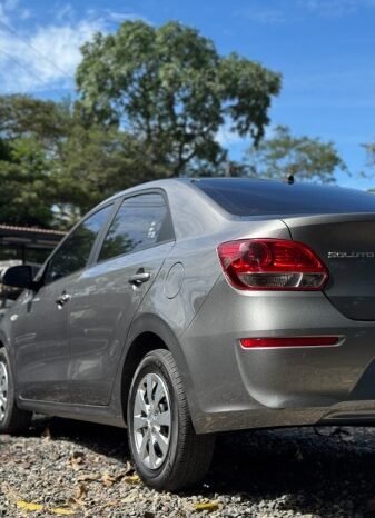 
								Kia Soluto full									