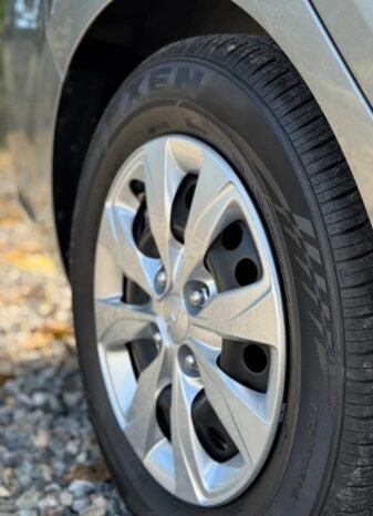 
								Kia Soluto full									