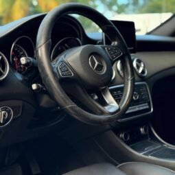 Mercedes-Benz class 180