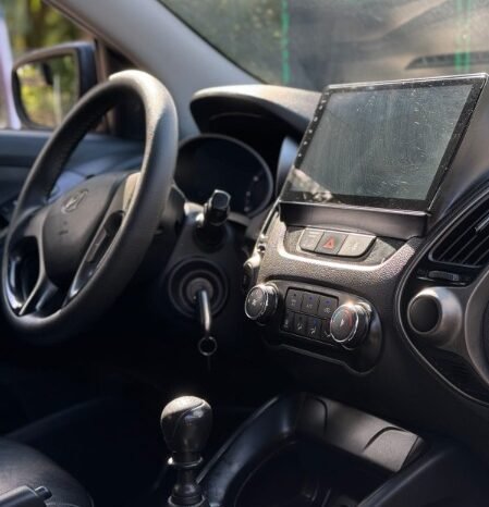 
								Hyundai TUCSON full									
