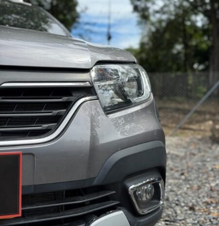 
								Renault Stepway full									