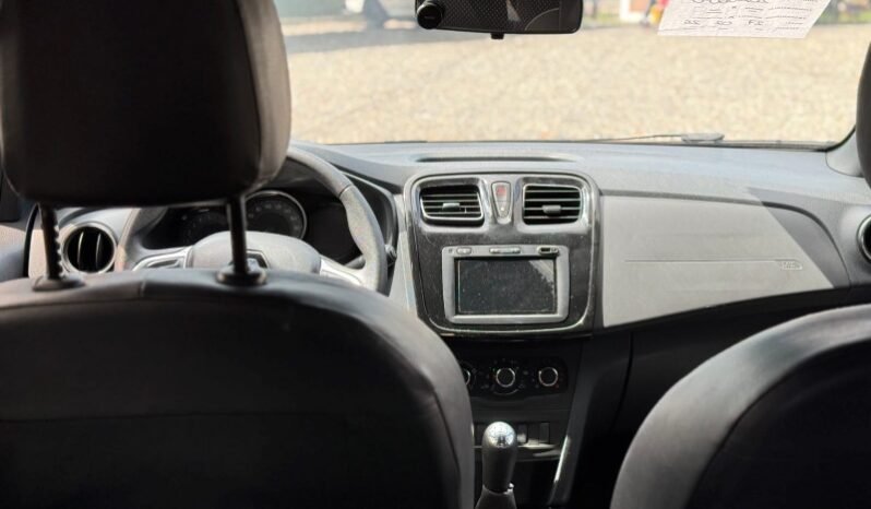 
								Renault Stepway full									