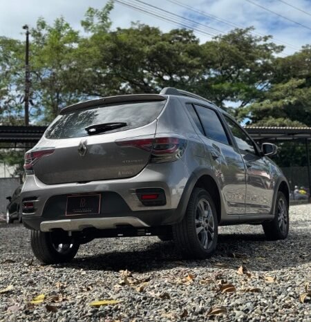 
								Renault Stepway full									