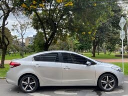 
										Kia Cerato Pro full									