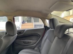 
										Ford Fiesta SE full									