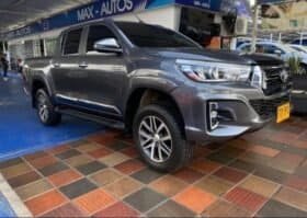 Toyota hilux revo 4×4