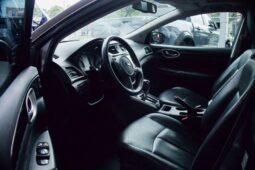 
										Nissan Versa full									