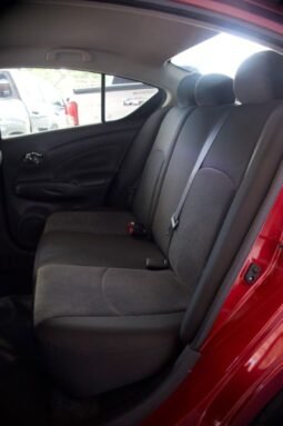 
										Nissan Versa Advance full									
