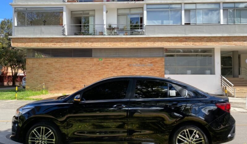 
								Kia Rio Zenith full									