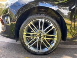 
										Kia Rio Zenith full									