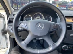 
										Mercedes-Benz C 180 full									