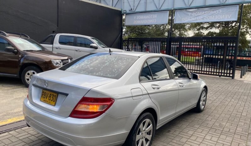 
								Mercedes-Benz C 180 full									