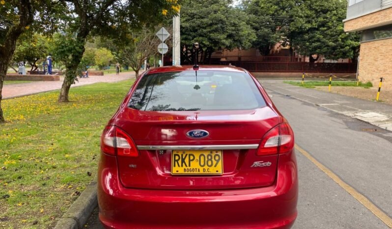 
								Ford Fiesta SE full									
