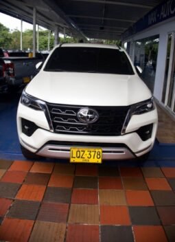 
										Toyota fortuner srv full									