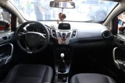 
										Ford Fiesta SE full									