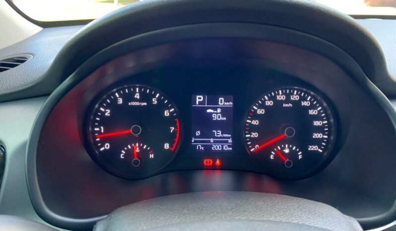 
								Kia Rio Zenith full									