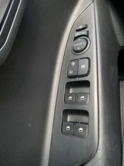 
										Kia Rio Zenith full									