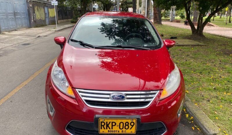 
								Ford Fiesta SE full									