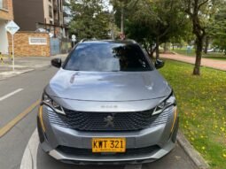 
										Peugeot 5008 GT full									