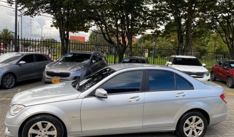 
								Mercedes-Benz C 180 full									