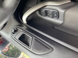 
										Ford Fiesta SE full									