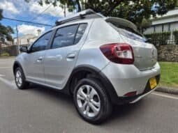 
Renault STEPWAY DYNAMIQUE full									
