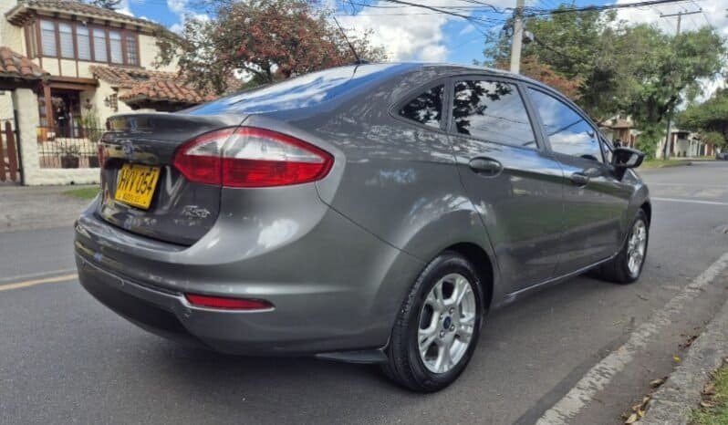 
Ford ford fiesta se full									