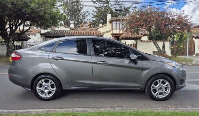 
Ford ford fiesta se full									