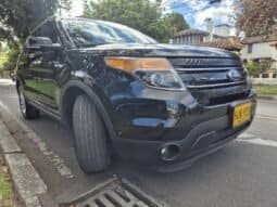 
Ford explorer xlt full									