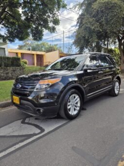 
Ford explorer xlt full									