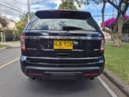 
Ford explorer xlt full									