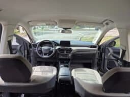 
Ford Escape SE full									
