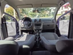 
Volkswagen Voyage full									