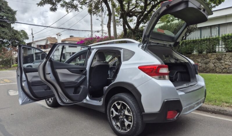 
								subaru Xv 2.0 full									